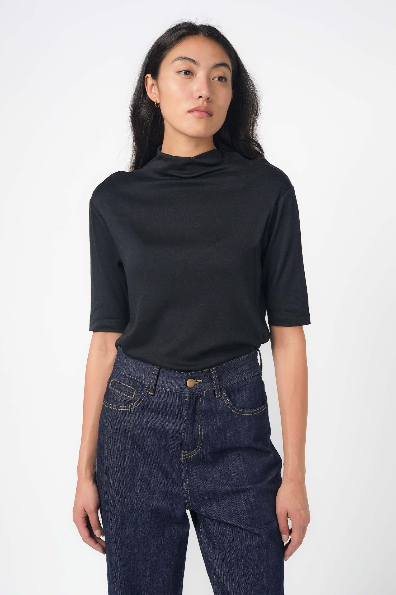 TR2698-BLACK