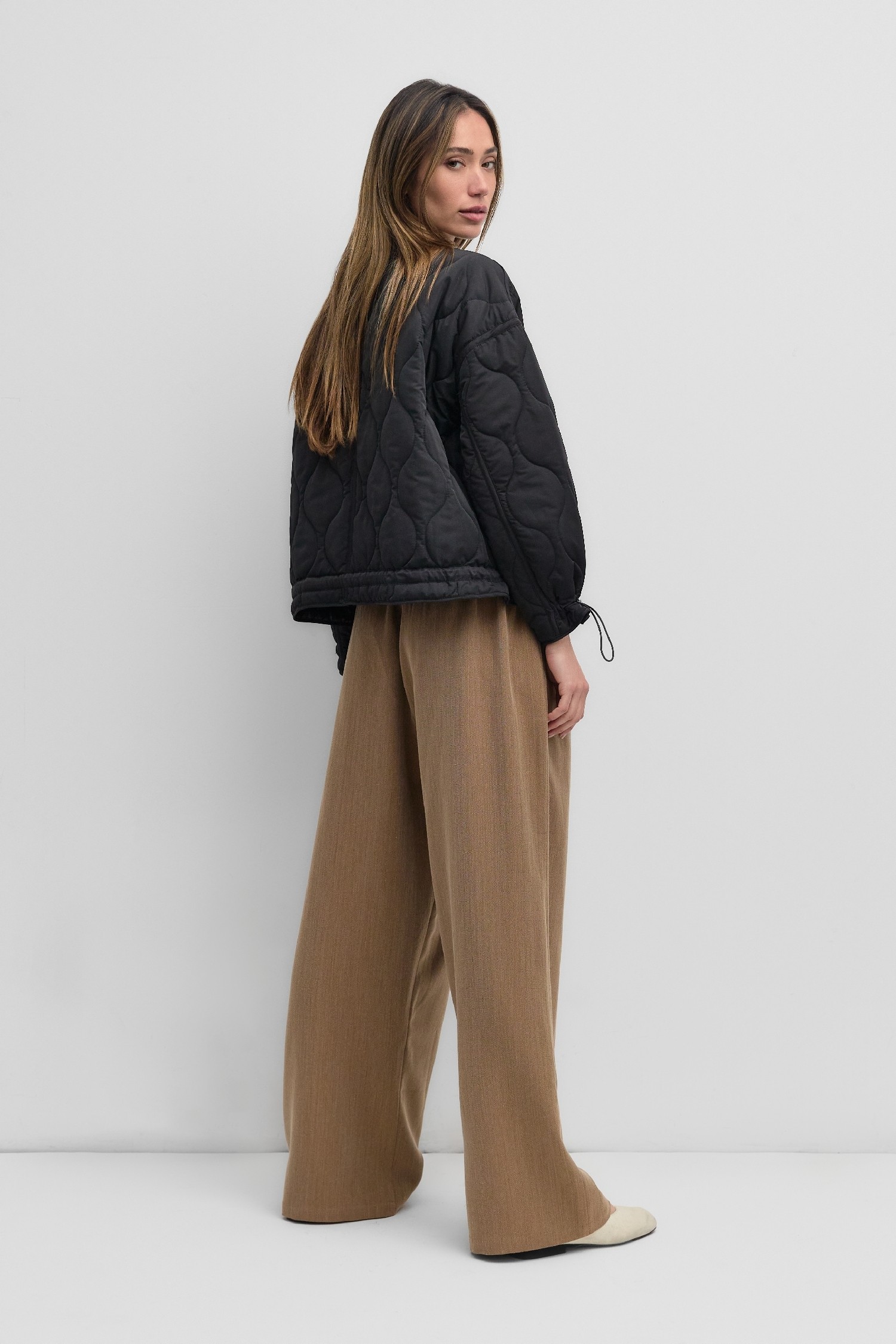 TR2994--BLACK