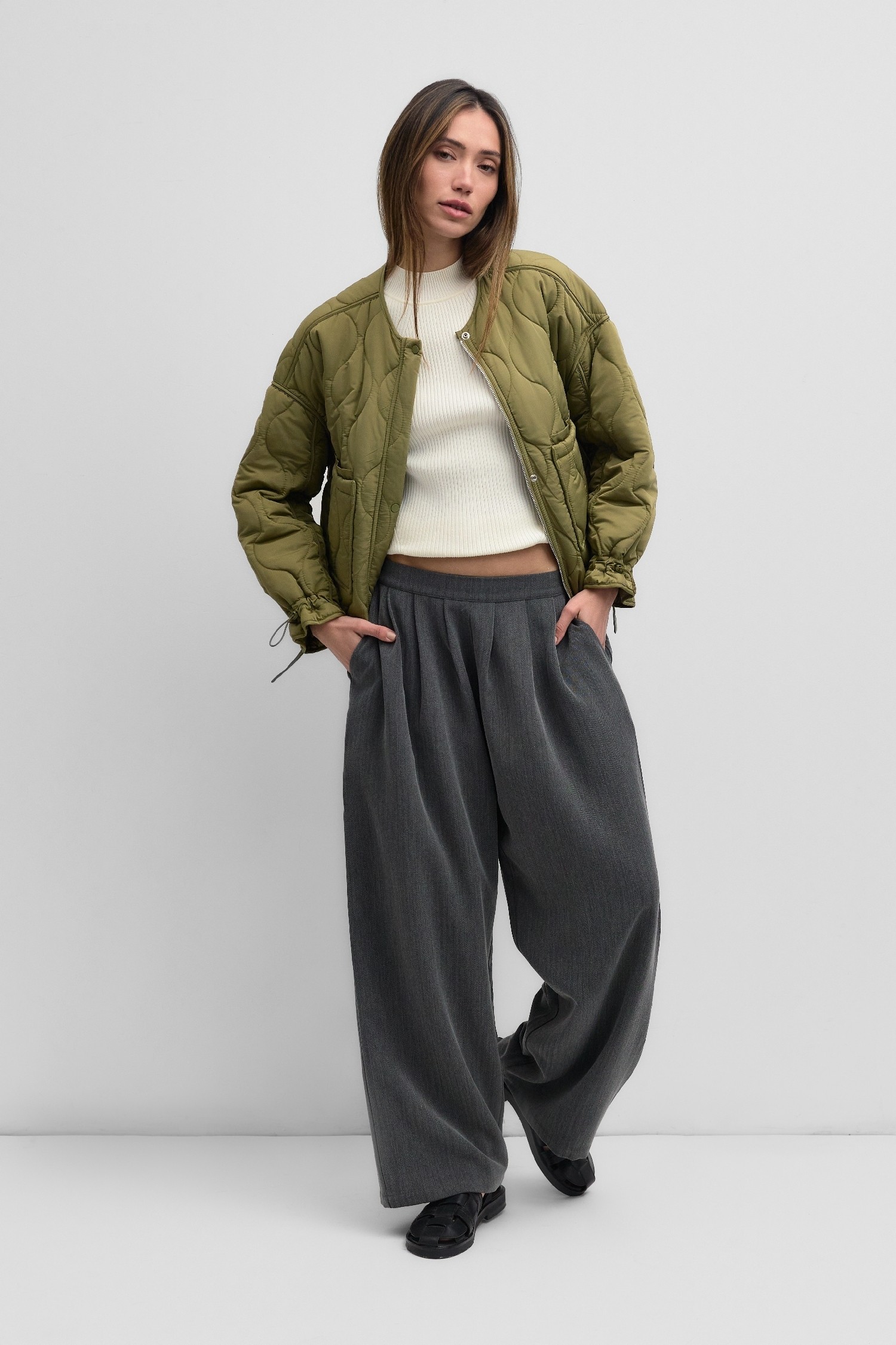 TR2994.-OLIVE