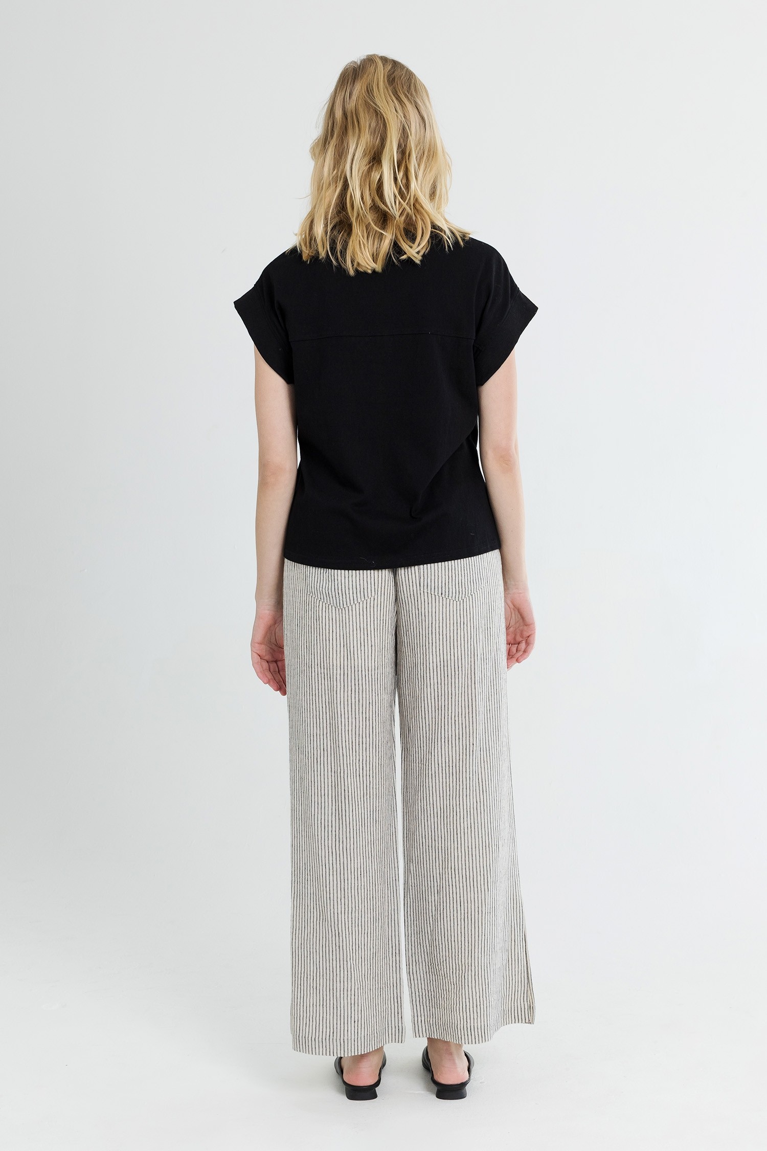 TR3066-BLACK