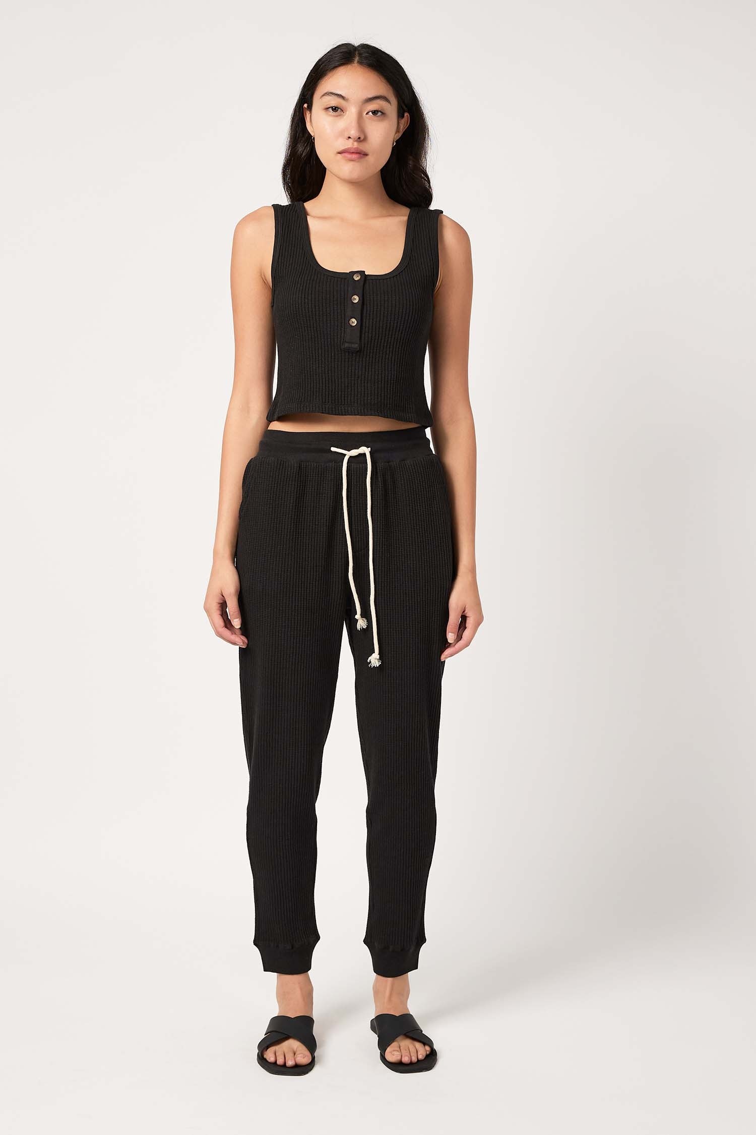 TR3148-BLACK