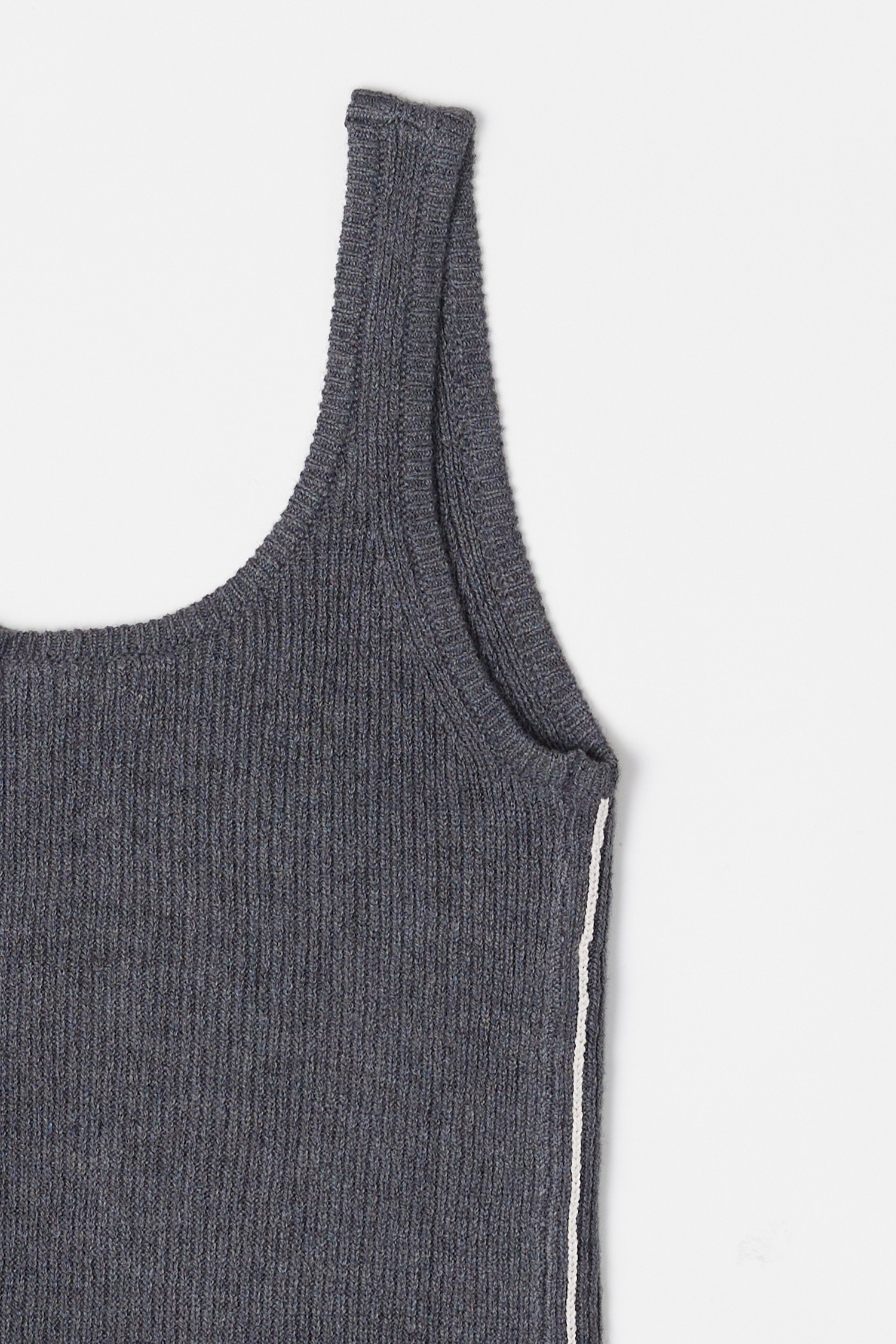TR3501-CHARCOAL