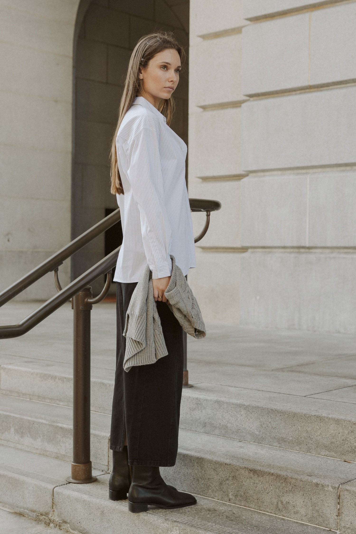 TR3541-WHITE-BLACK