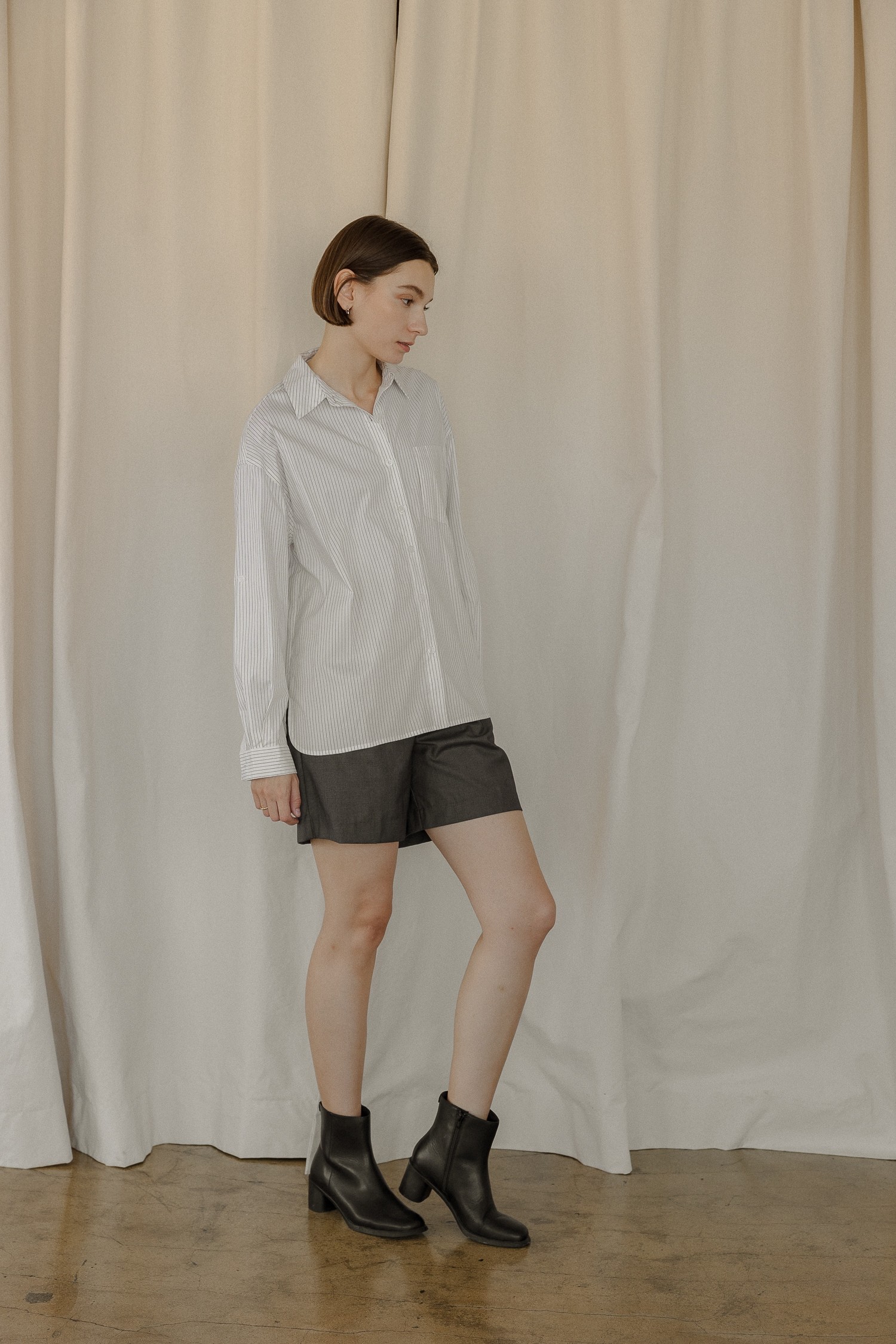 TR3541-WHITE-BLACK