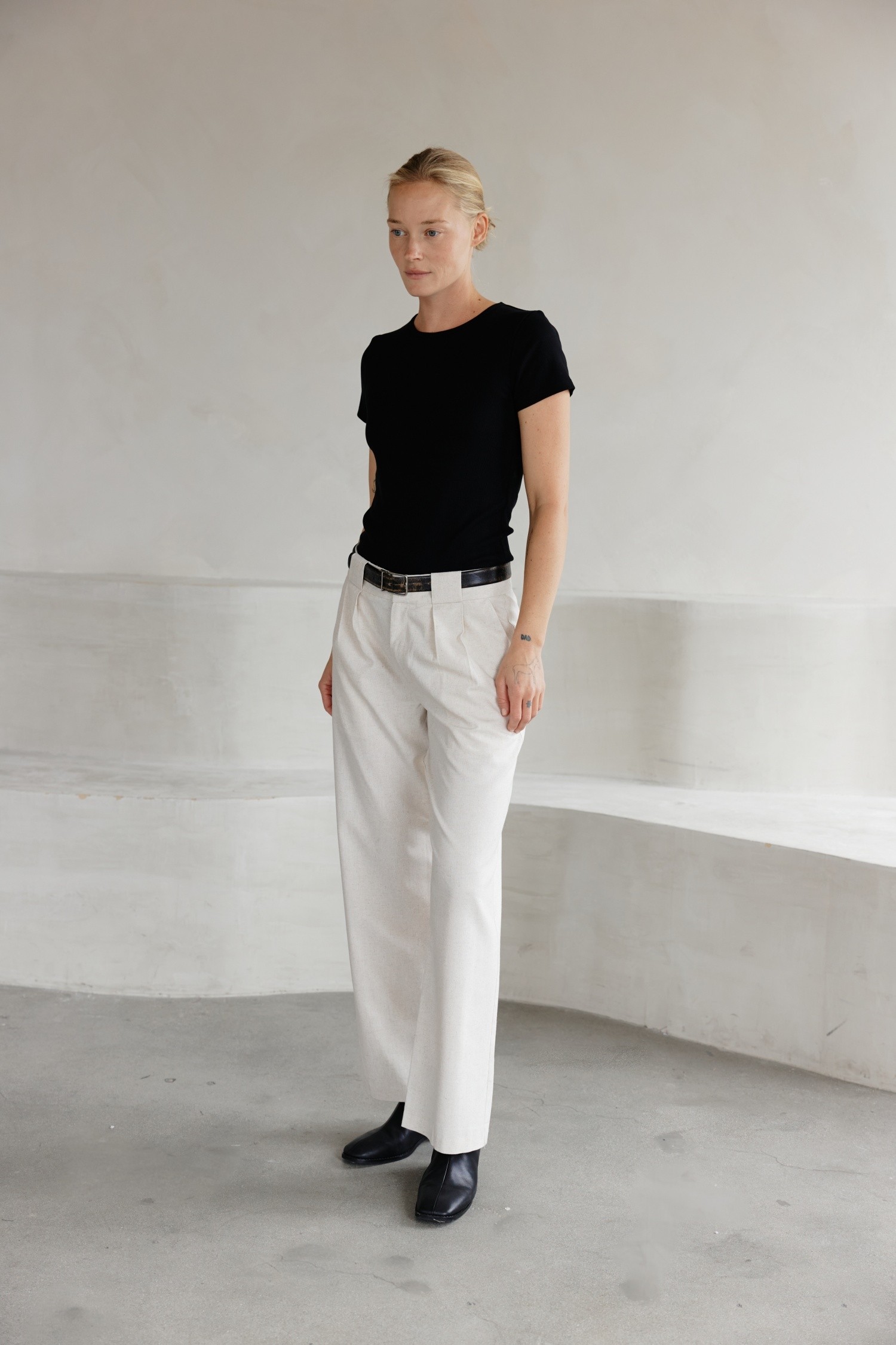 TR3565-BLACK