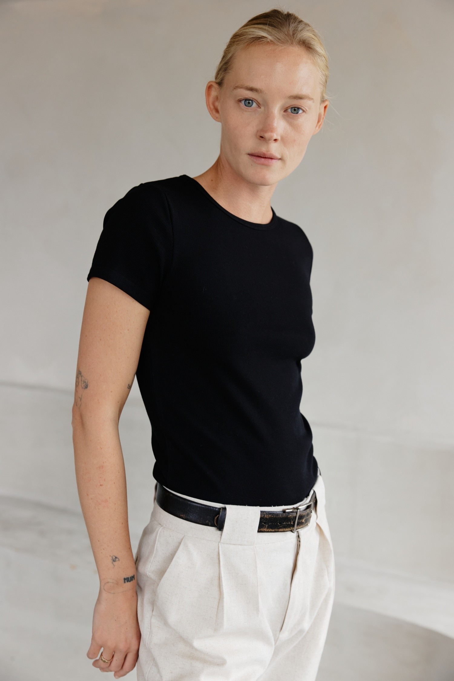 TR3565-BLACK