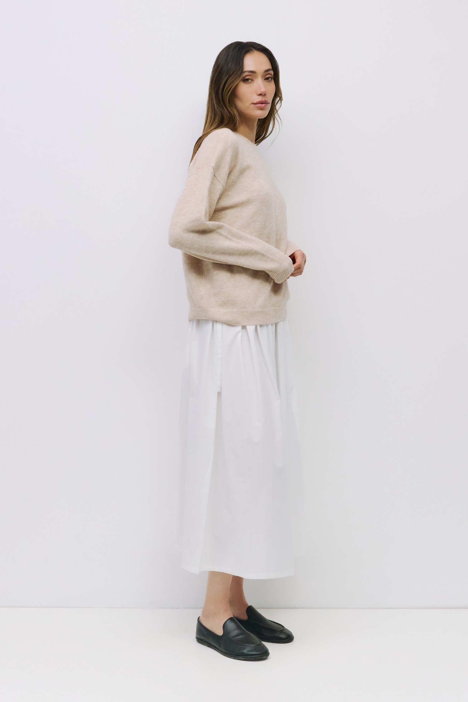 TR3566-BEIGE