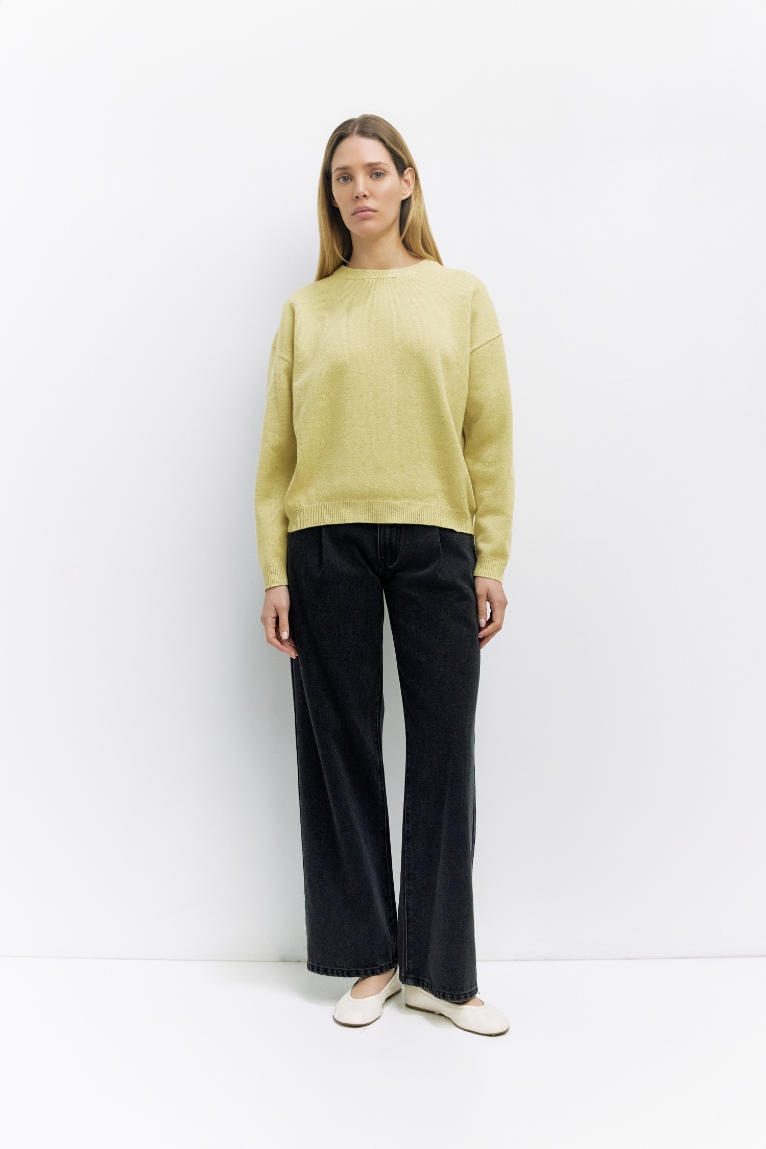 TR3566.-BUTTER YELLOW