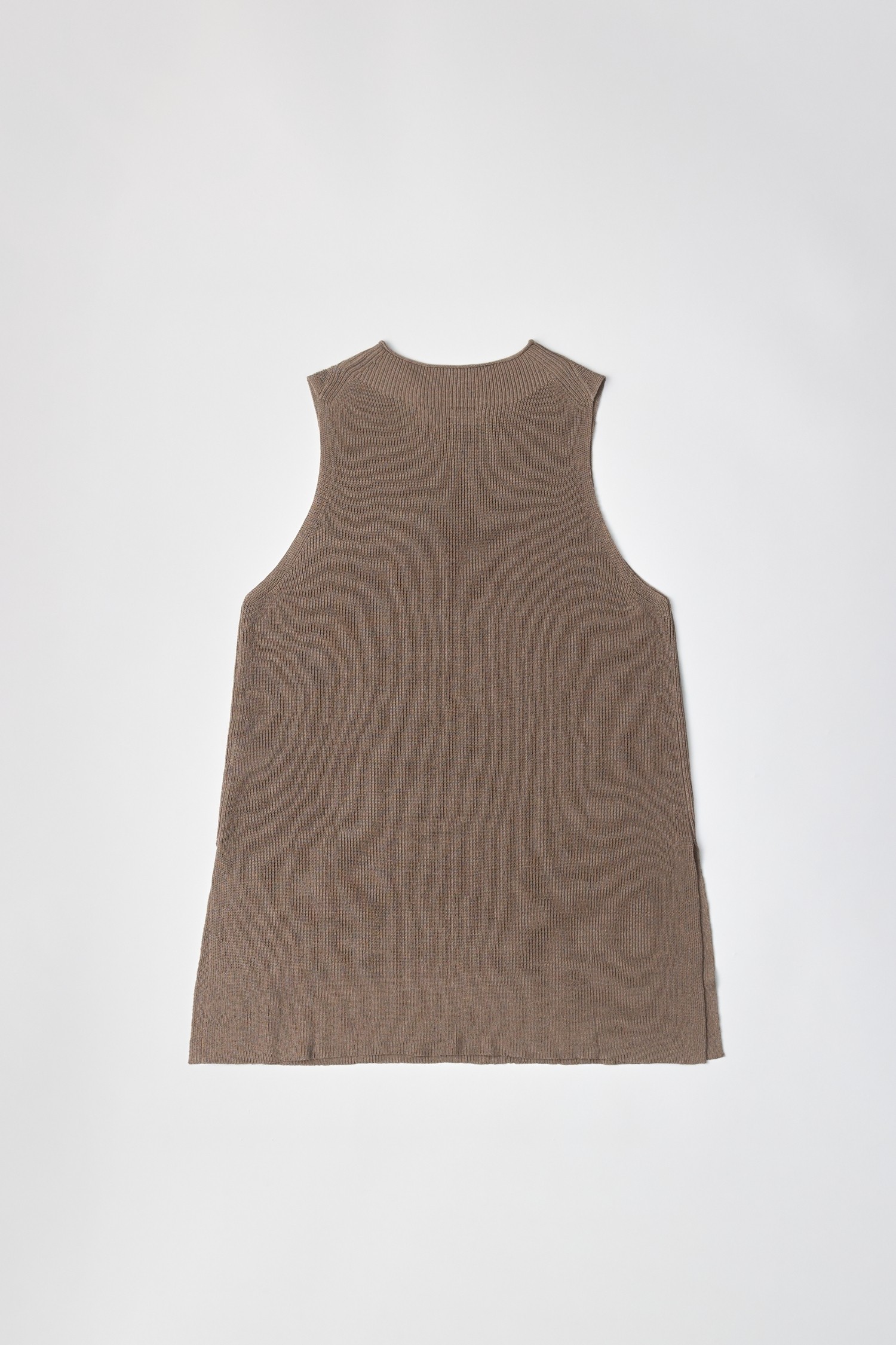 TR3588-TAUPE