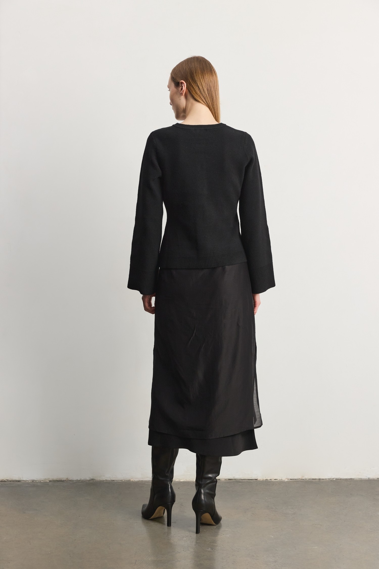 TR3632-BLACK