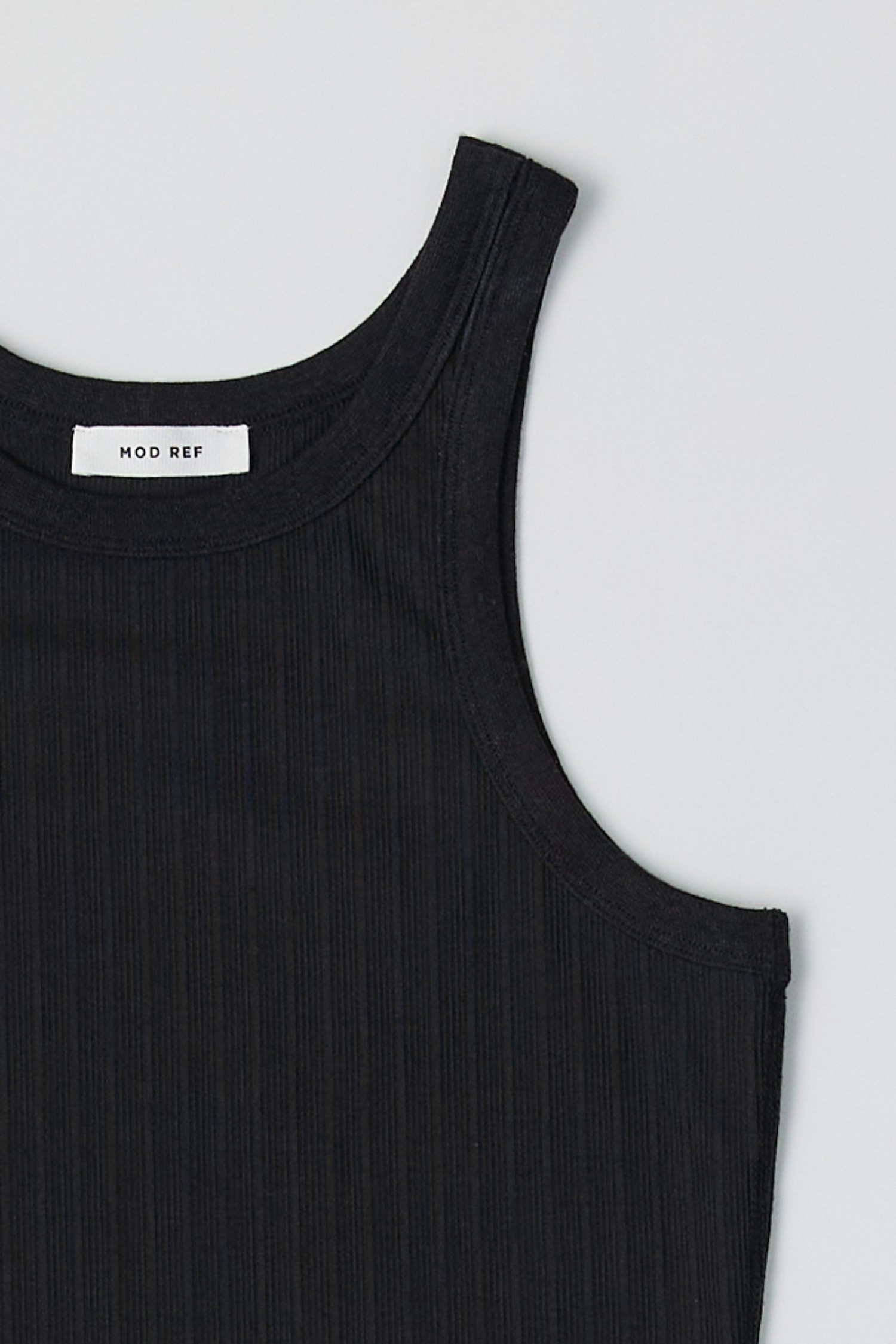 TR3638.-BLACK