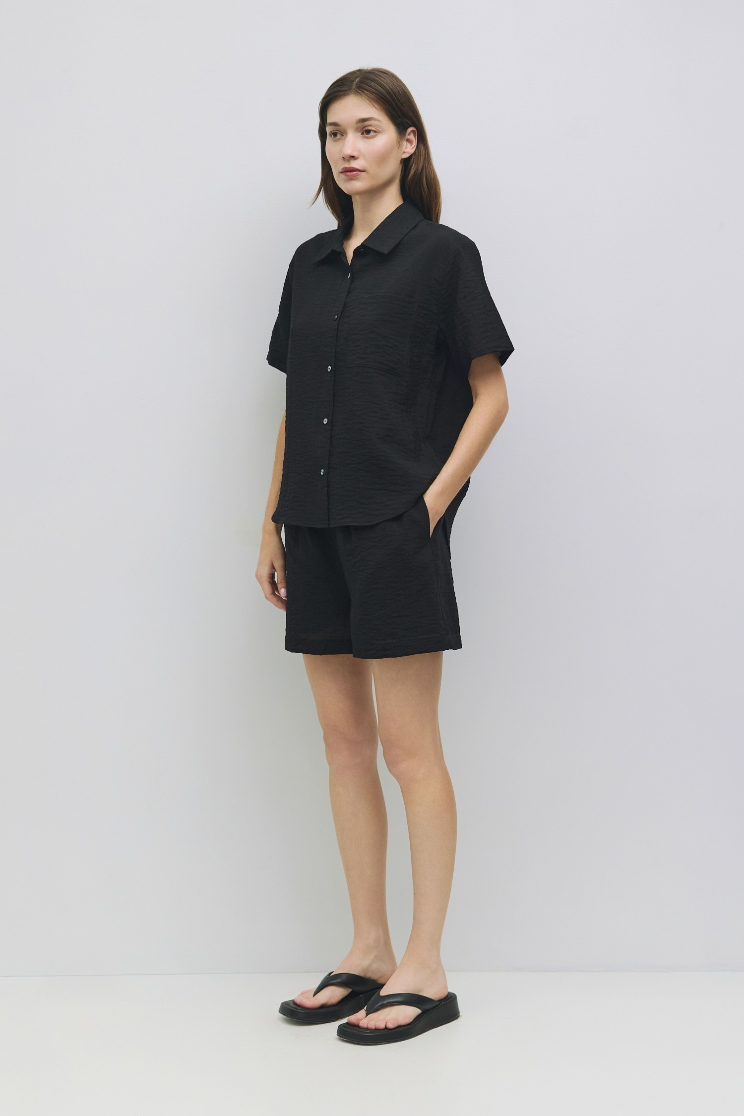 TR3790-BLACK
