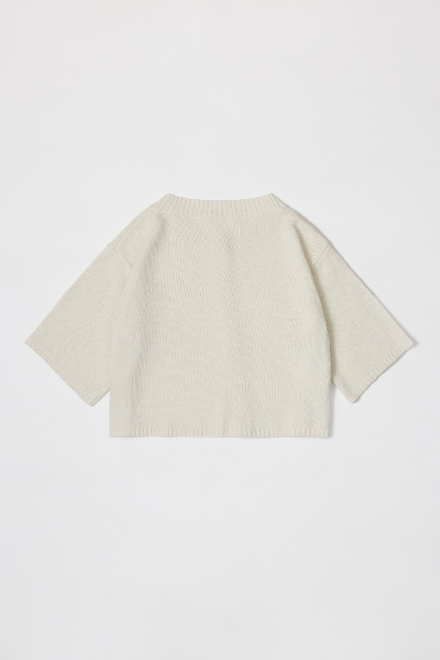 TR3811-CREAM