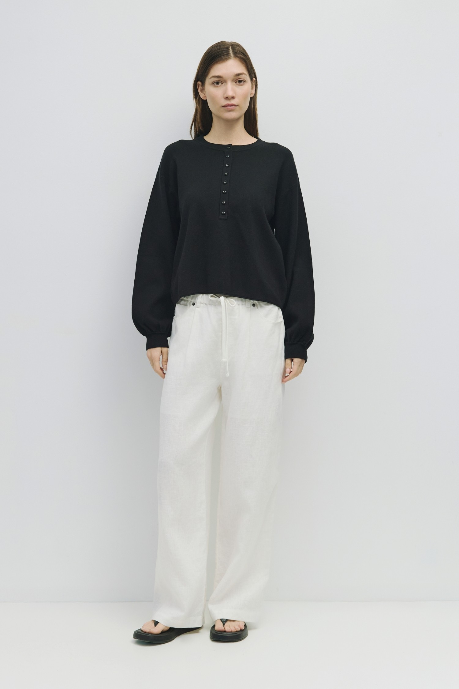 TR3823-BLACK