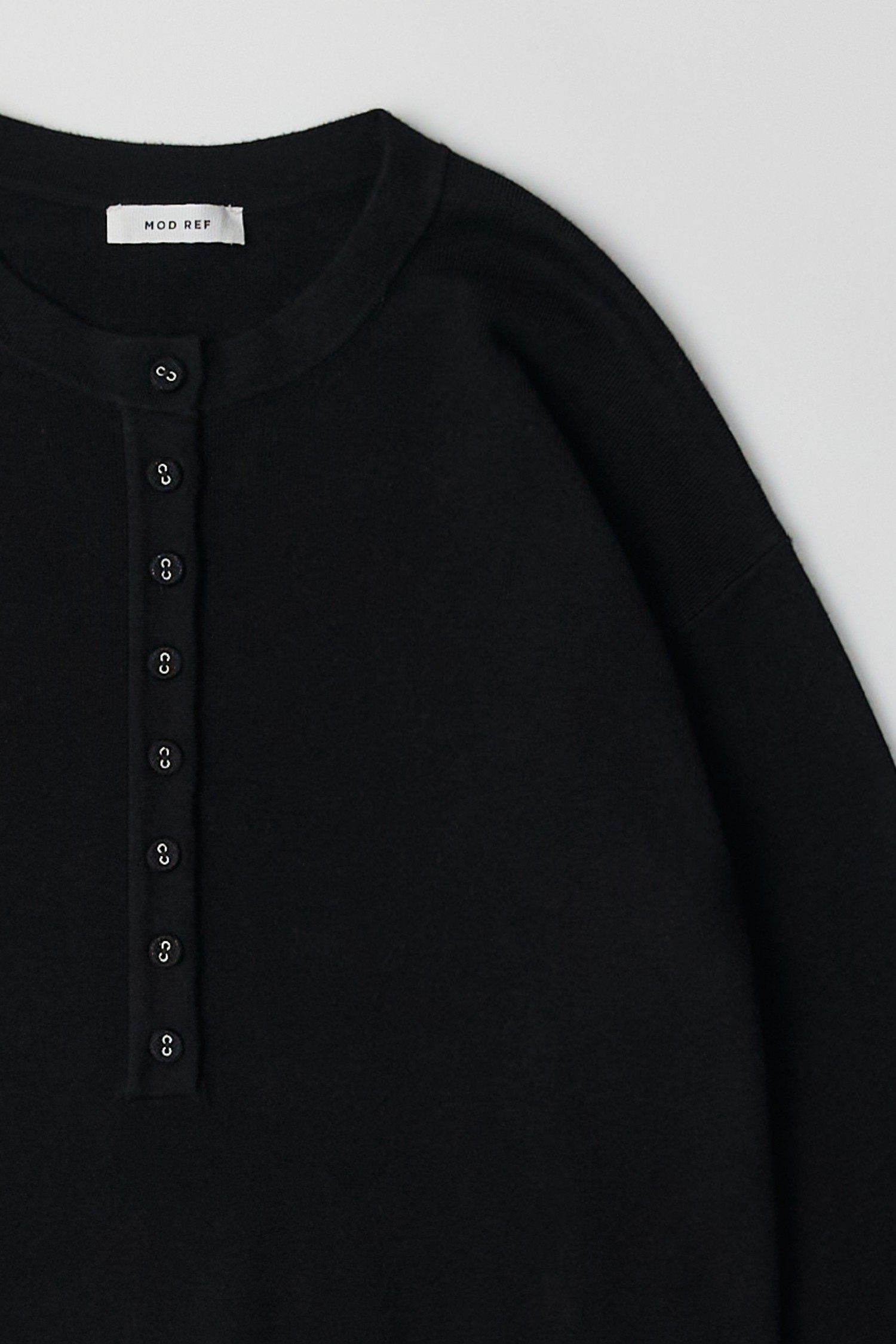 TR3823-BLACK