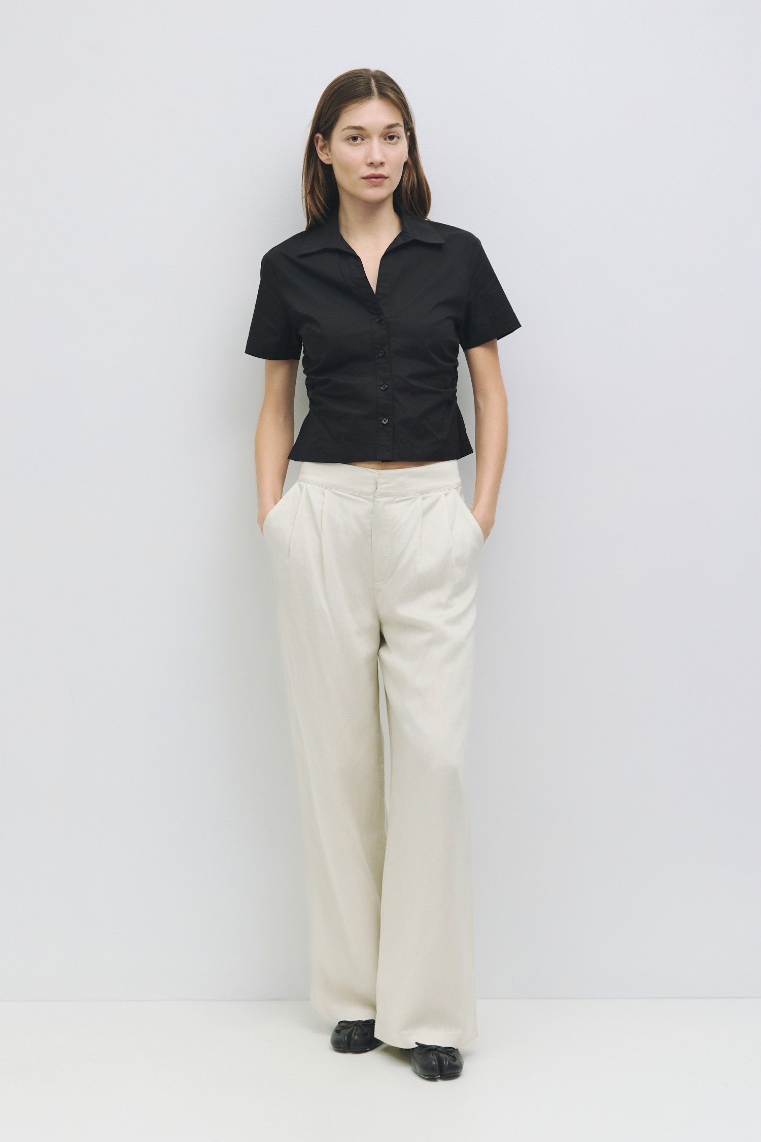 TR3830.-BLACK