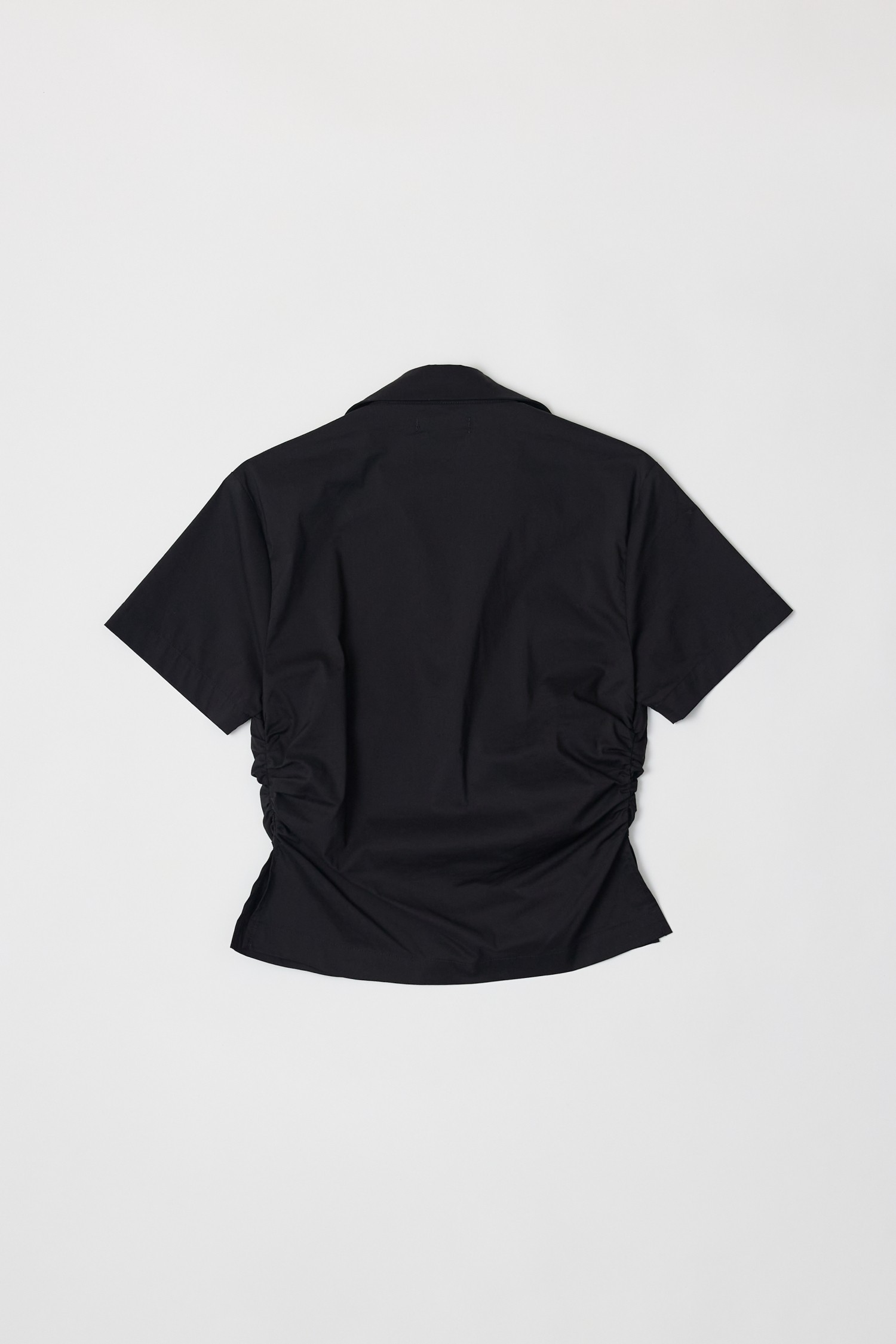 TR3830.-BLACK