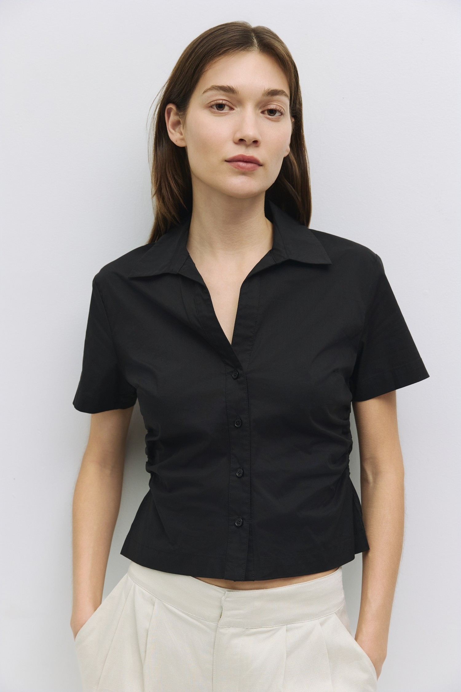 TR3830.-BLACK