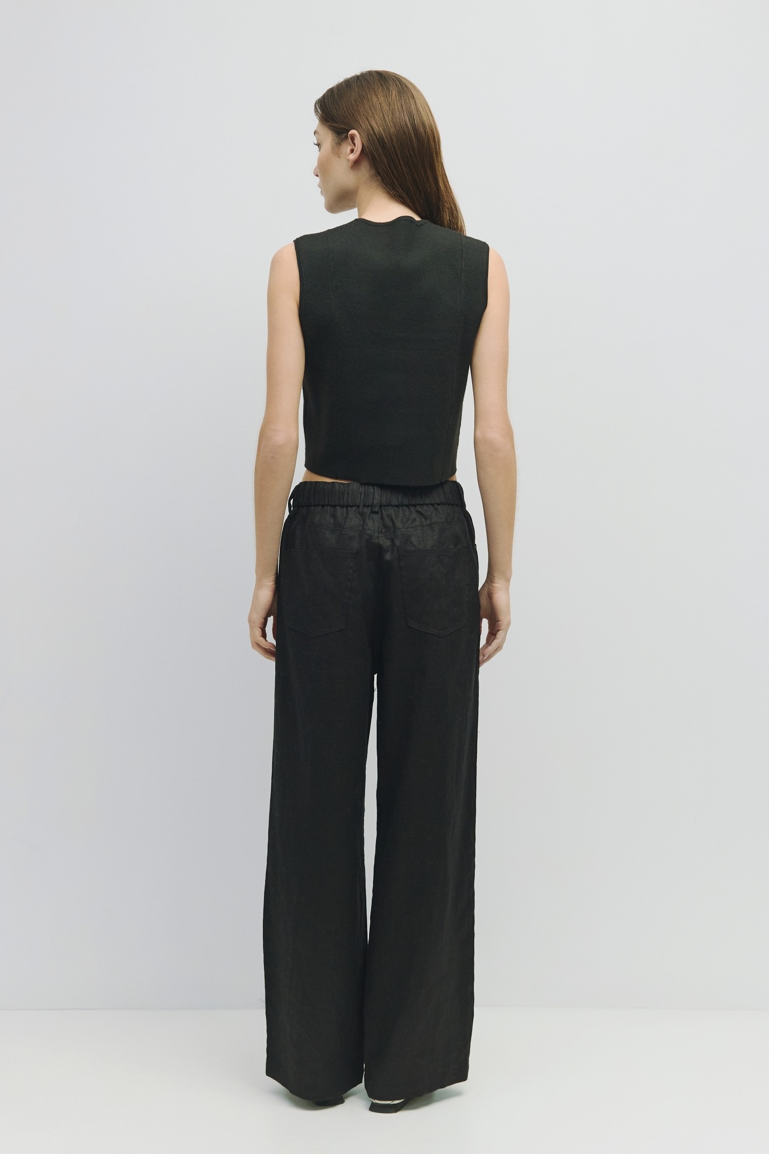 TR3833-BLACK
