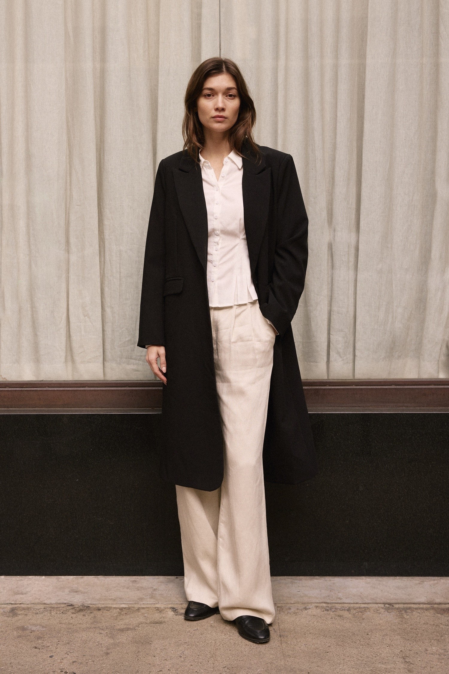 TR3837.-WHITE