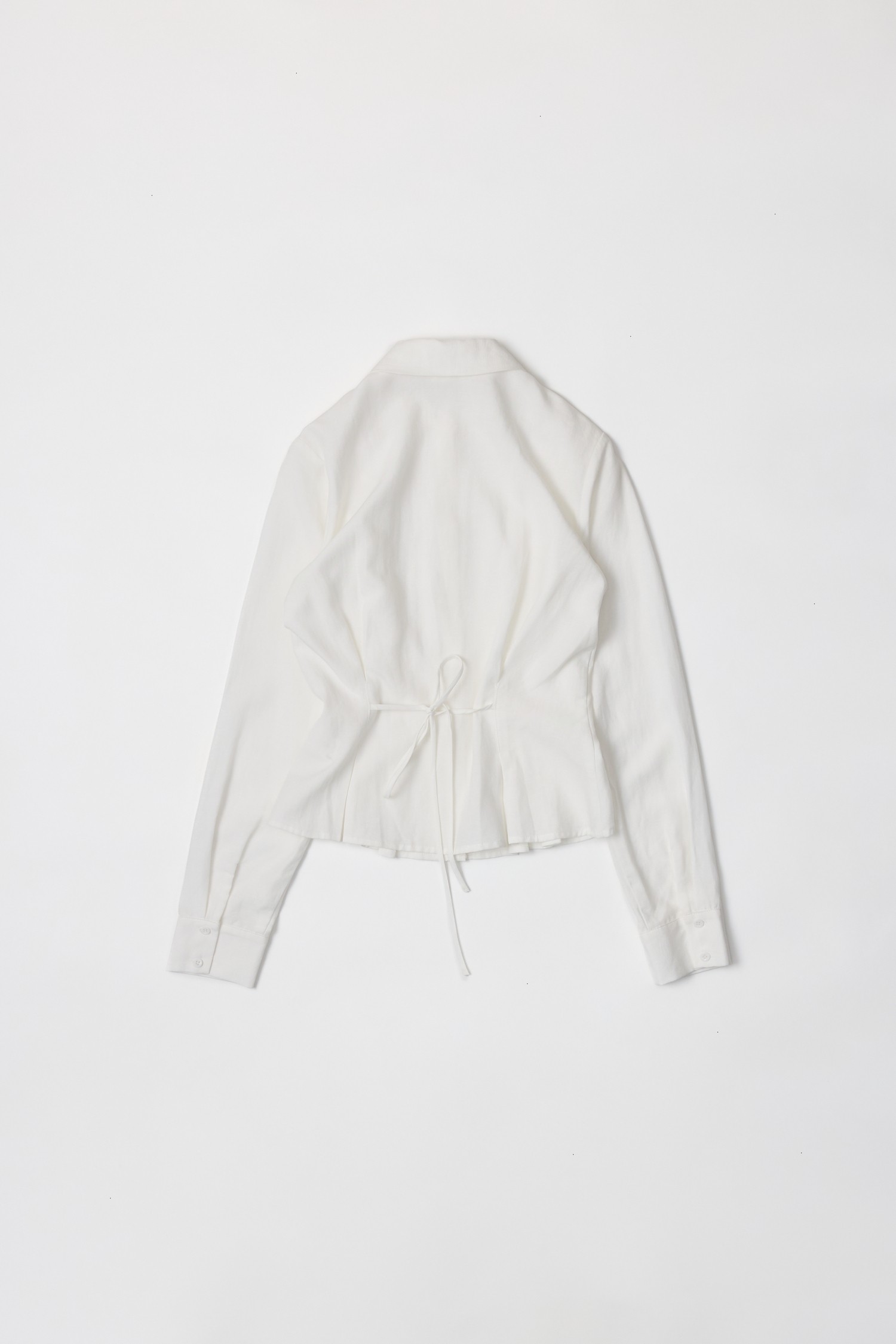 TR3837.-WHITE