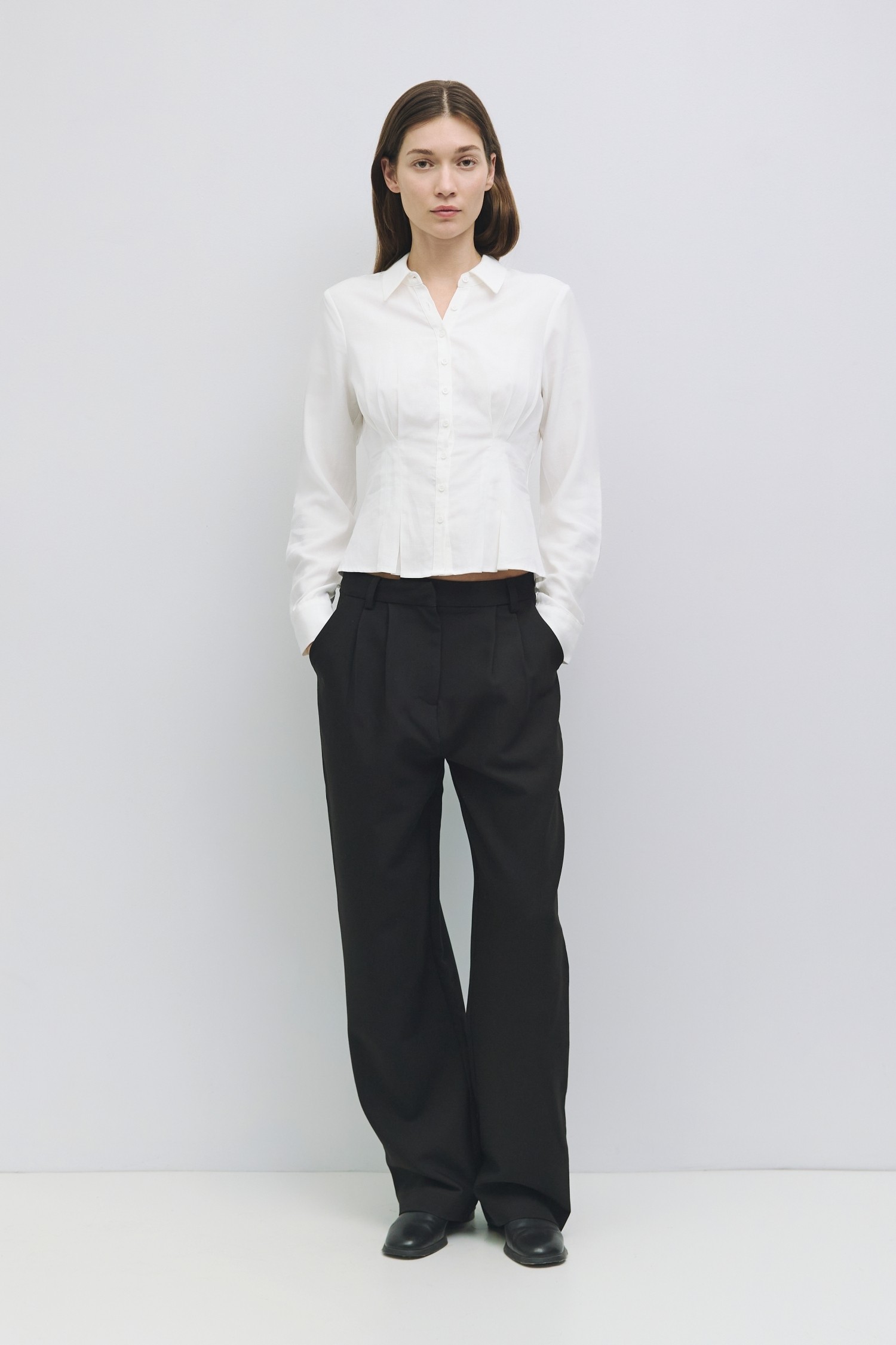 TR3837.-WHITE