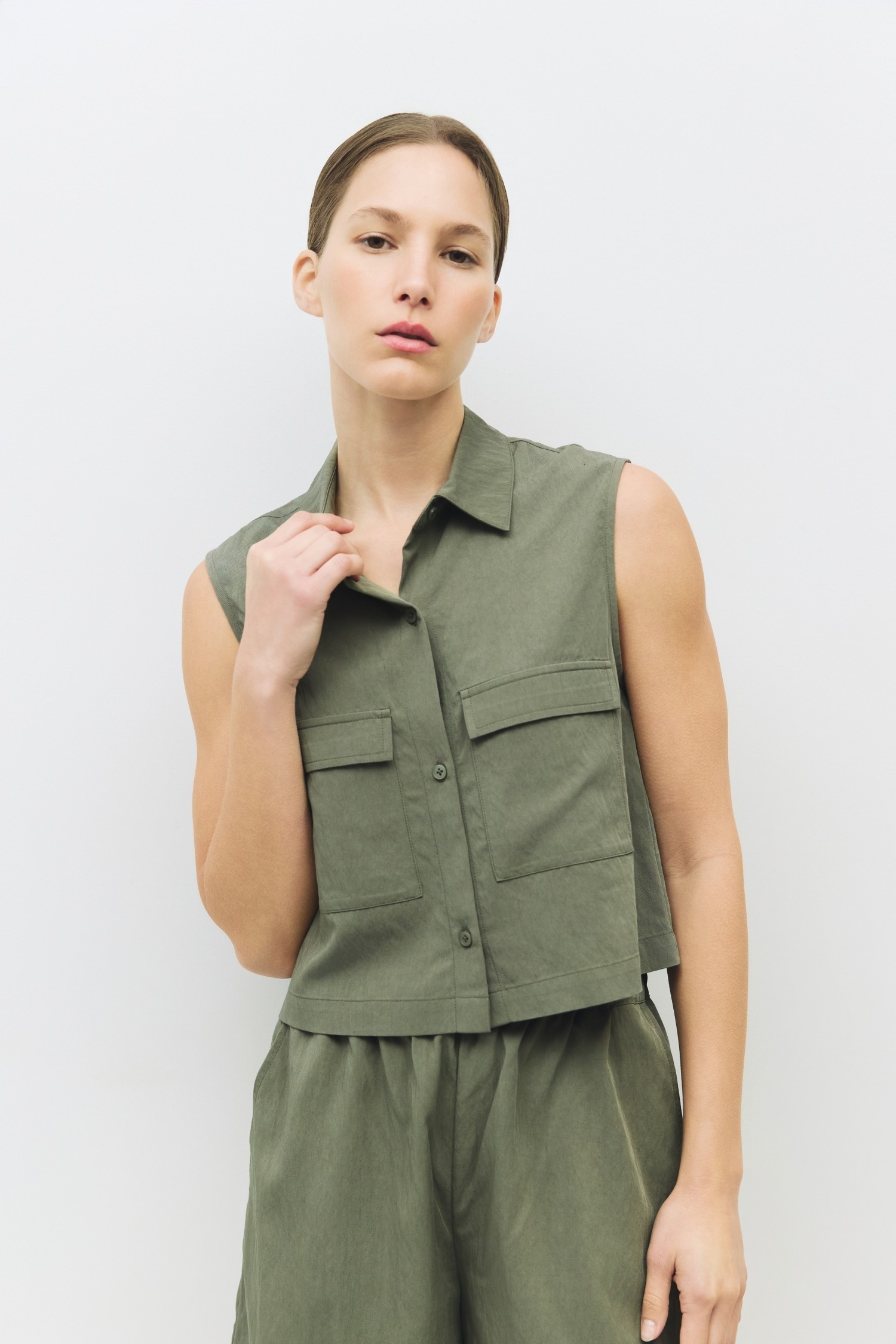 TR3883-OLIVE