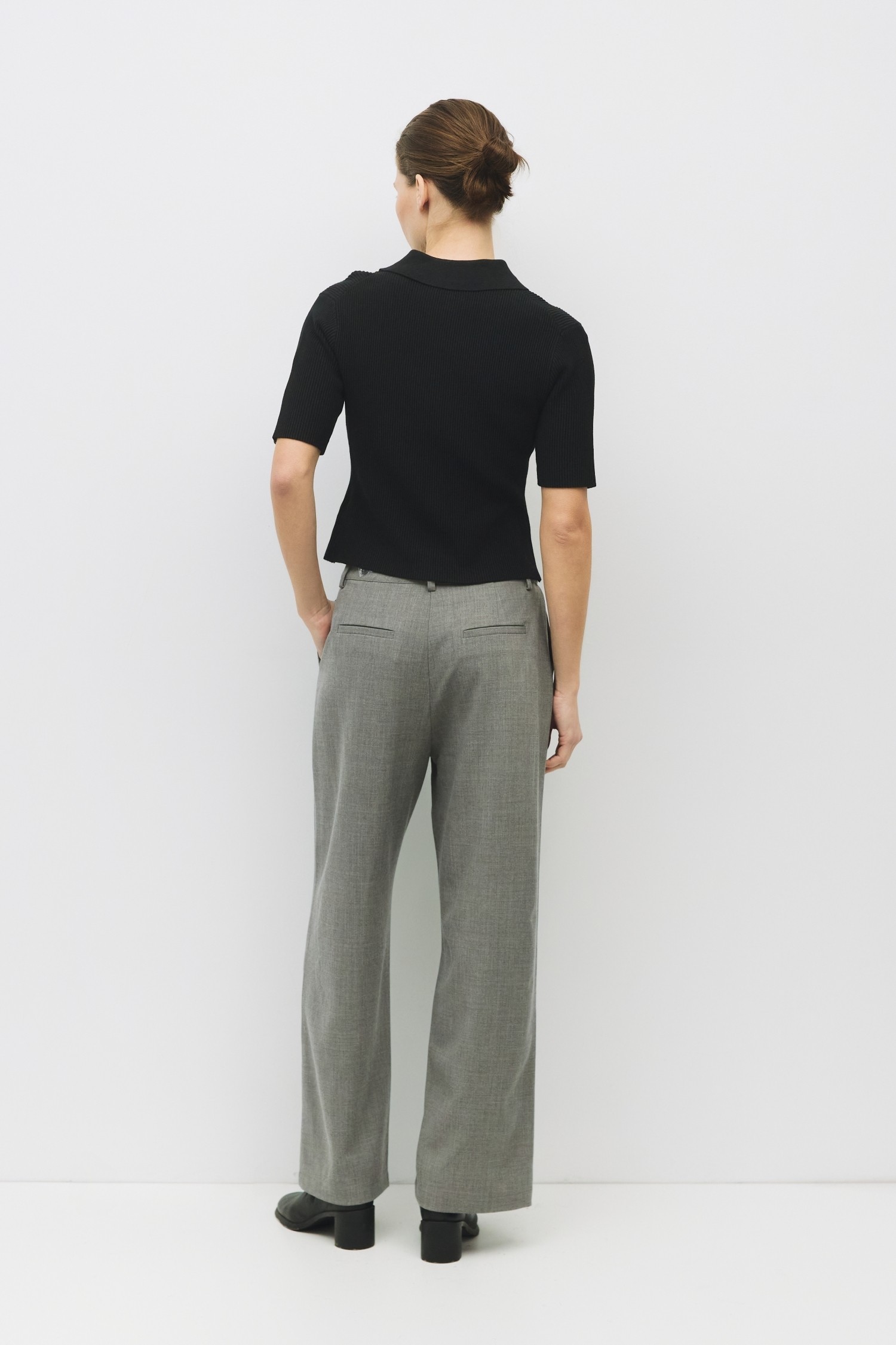 TR3893.-BLACK
