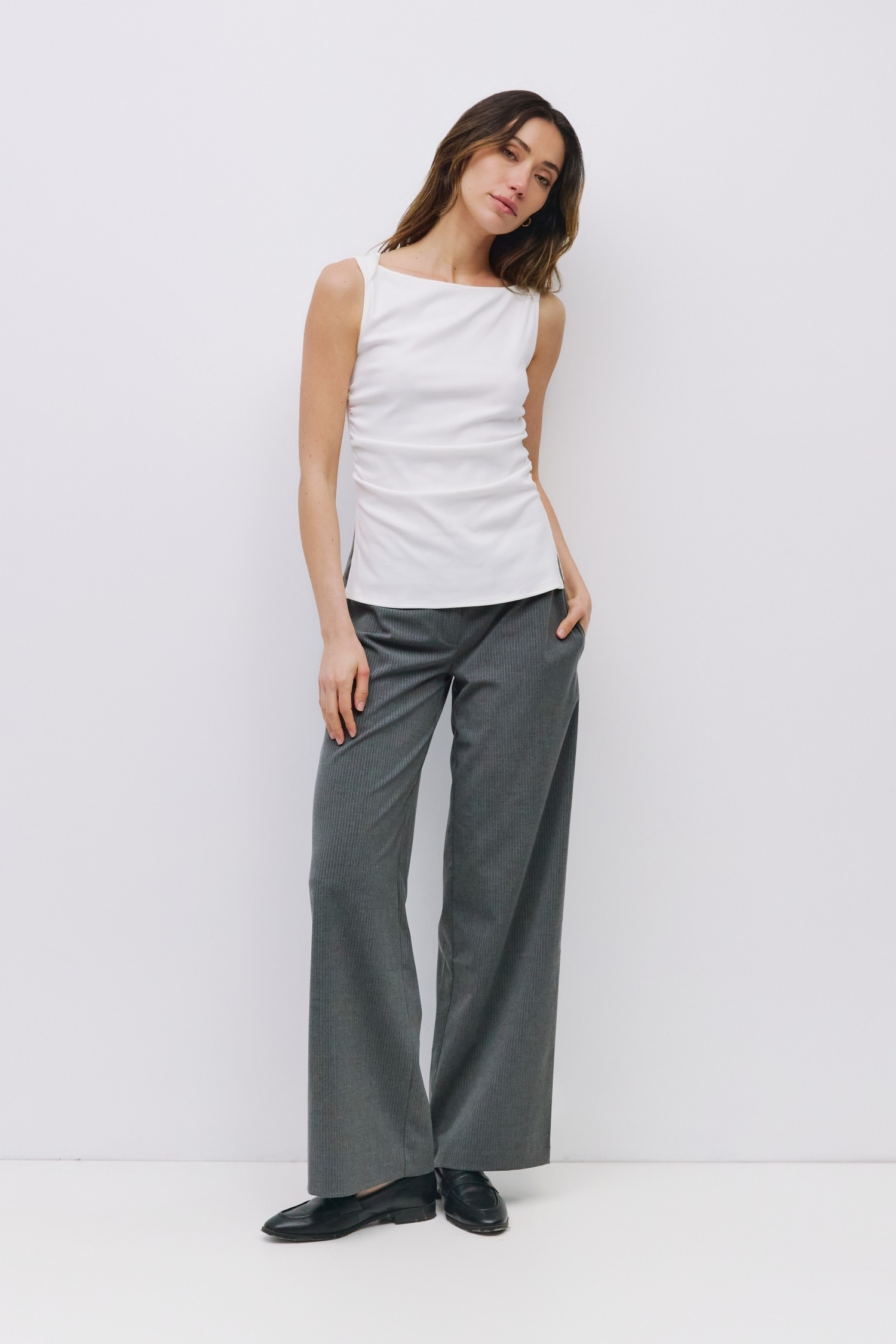 TR3914.-WHITE