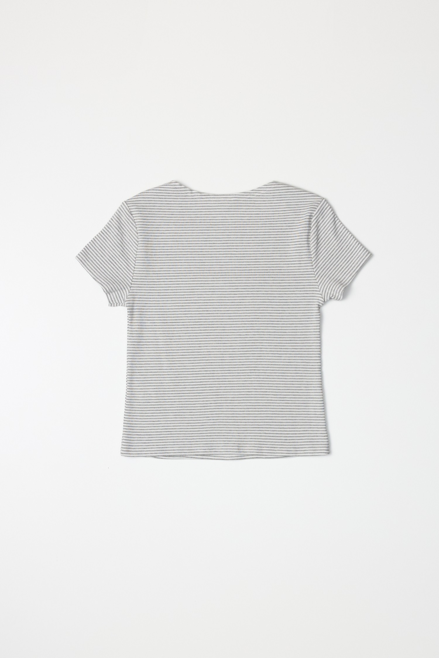 TR3932.-GREY-WHITE