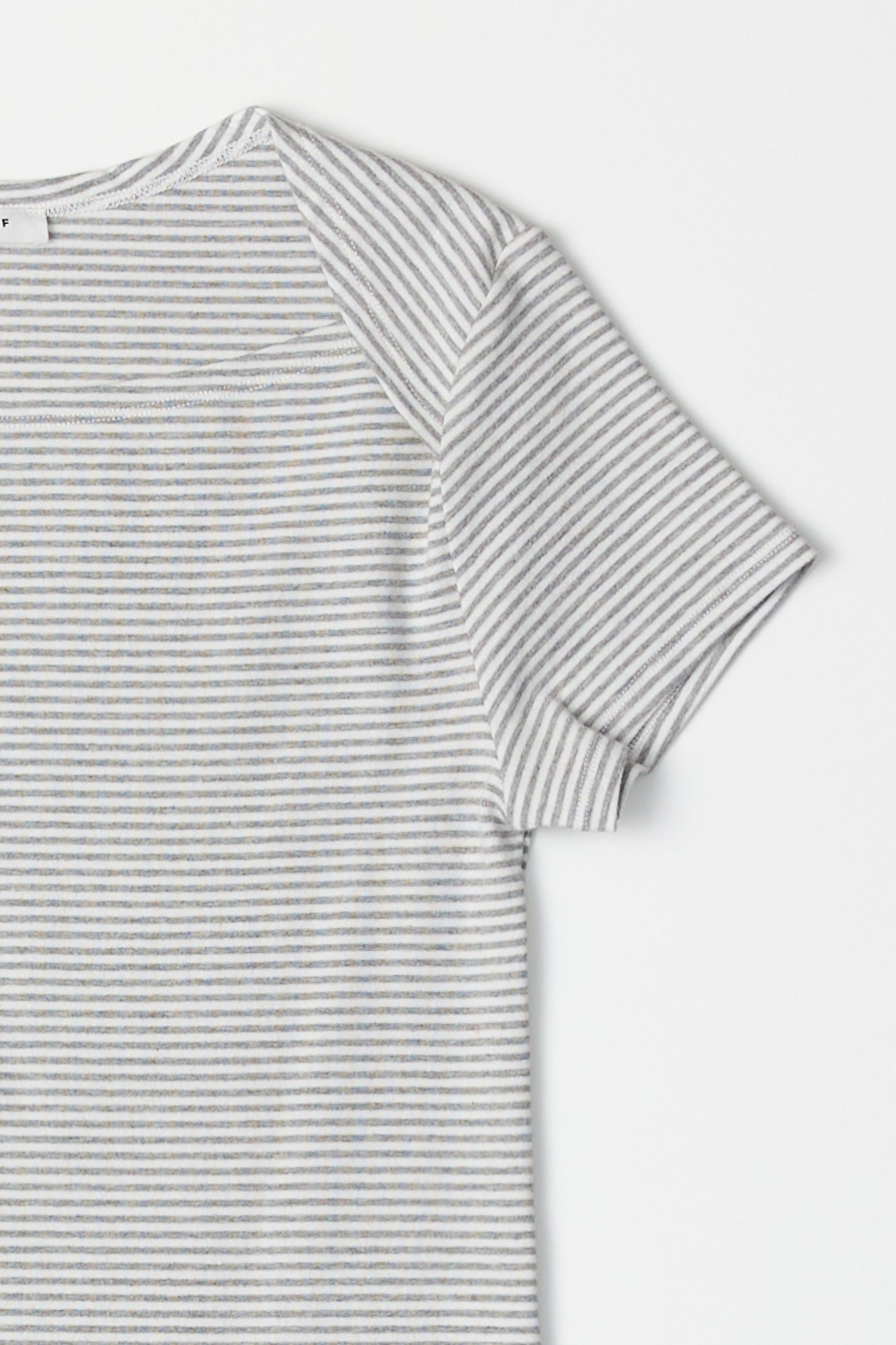 TR3932.-GREY-WHITE