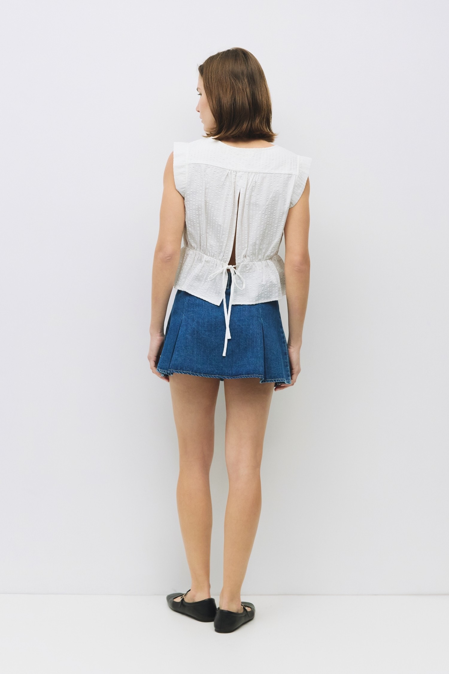 TR3937-WHITE