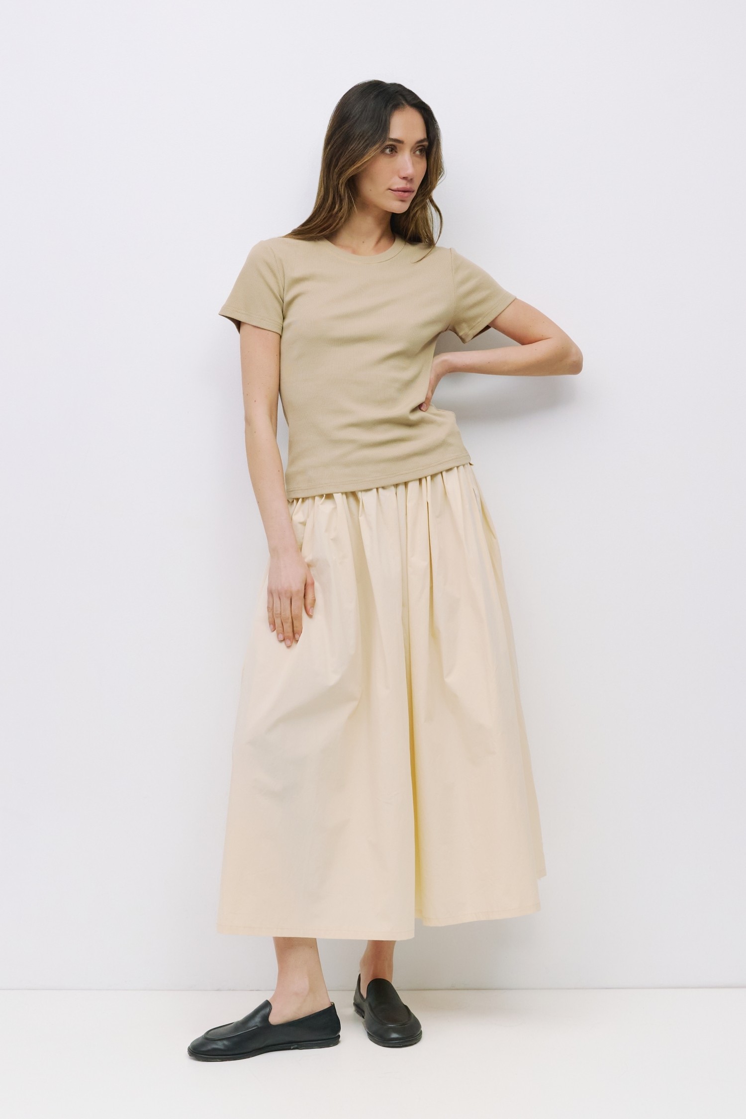 TR3942.-TAUPE