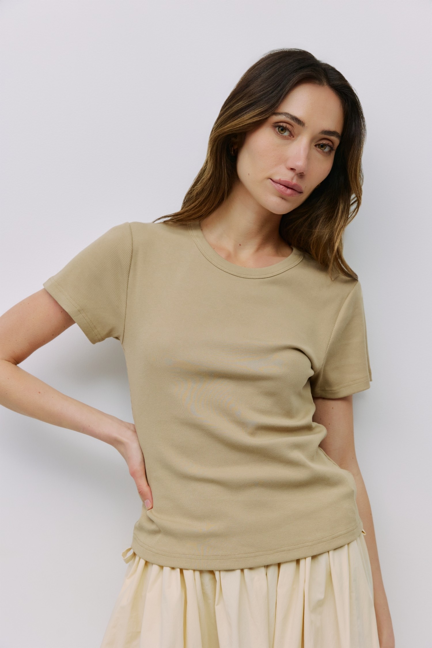 TR3942.-TAUPE